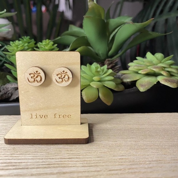 HANDMADE Earrings Artisan OM Engraved Wood BOHO Pendant Studs Hand Crafted - Picture 3 of 3